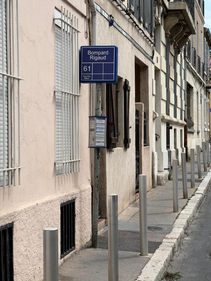 Proche De Tout … Marsiglia Esterno foto